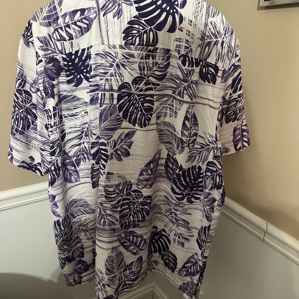 Tommy Bahama Clemson Tiger Paw Purple and White Tropical Men's Shirt size XL - Picture 5 of 5